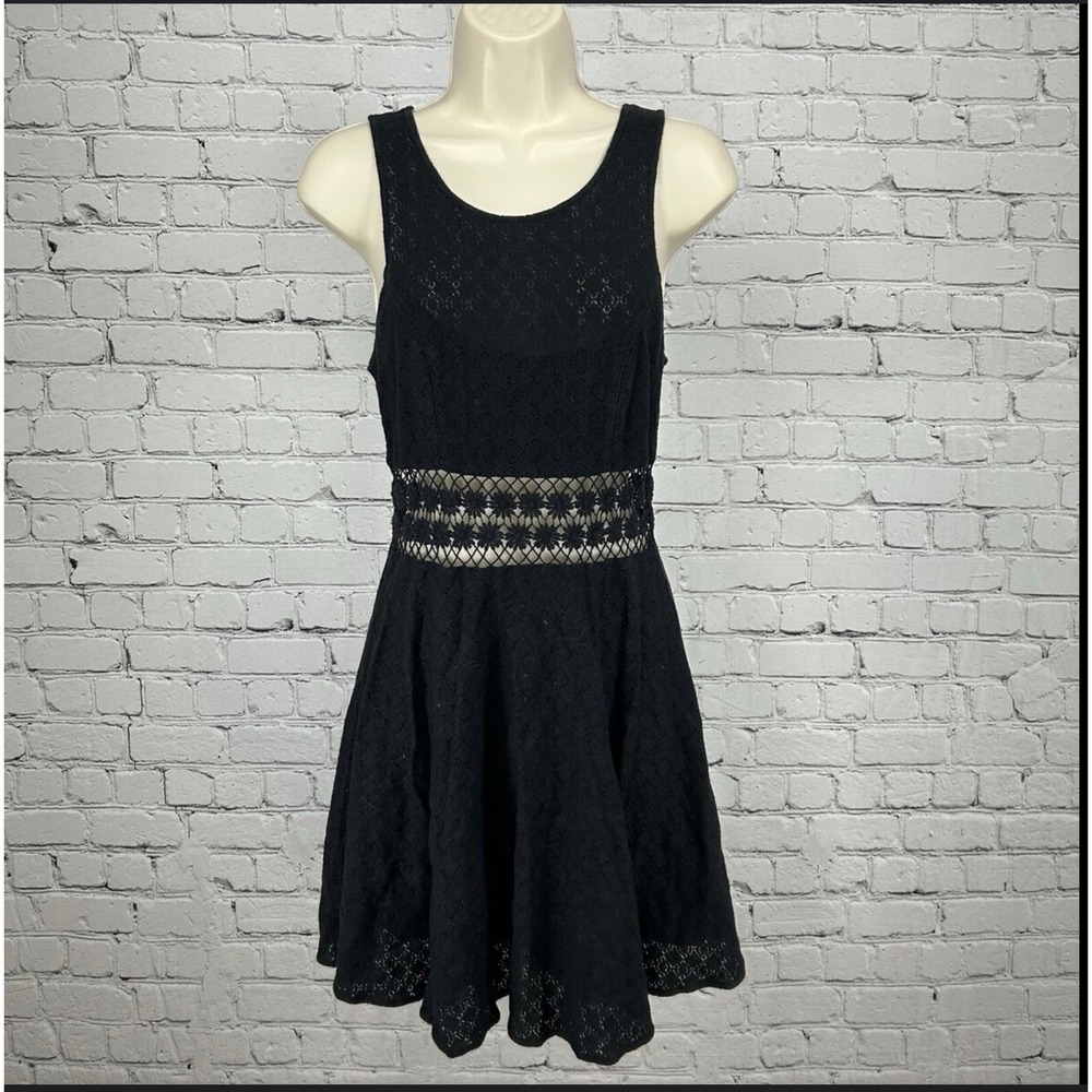 Free‎ People Black Daisy Knit Crochet Mini Dress Lace Size Small Boho Coquette